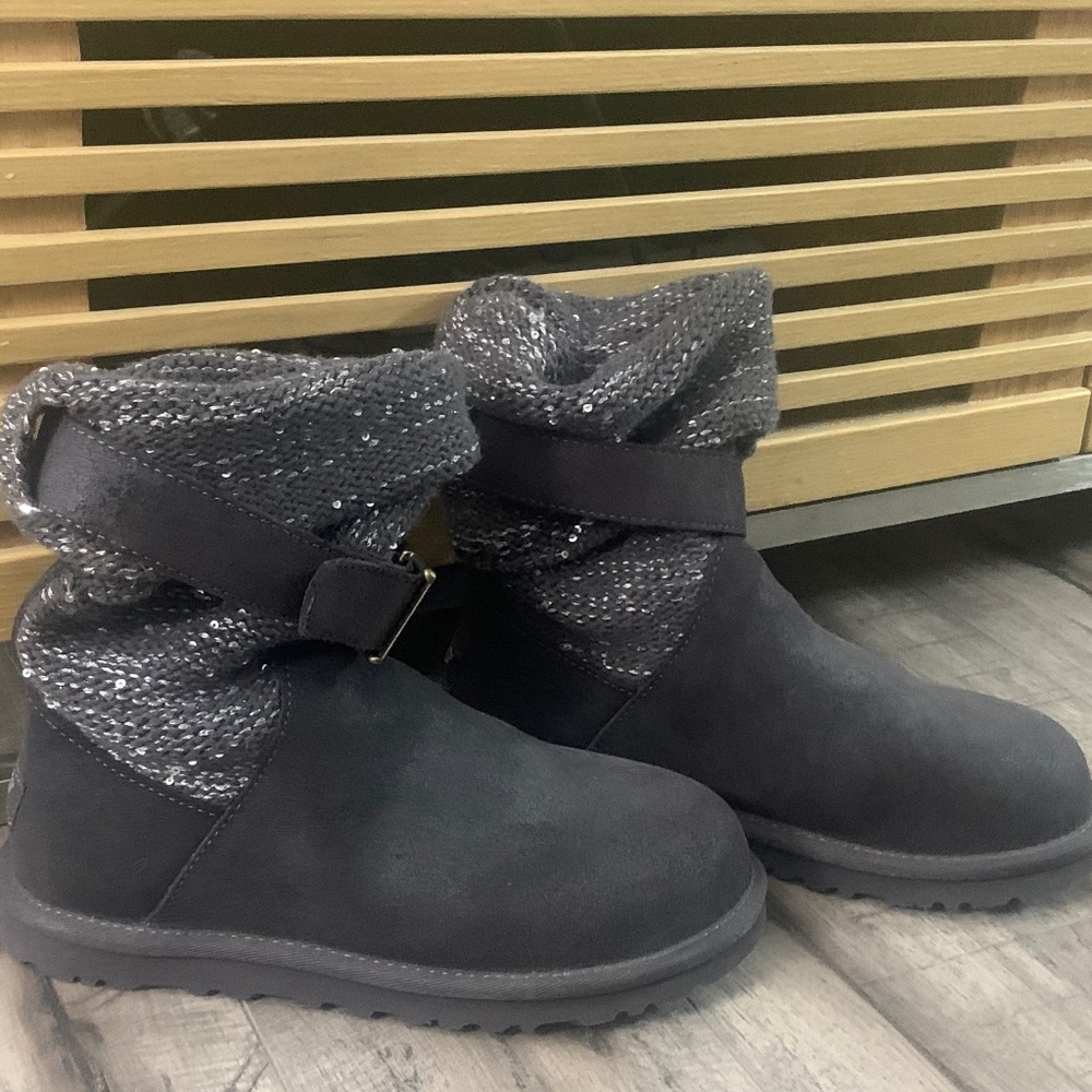 Ugg Boots women’s size 6